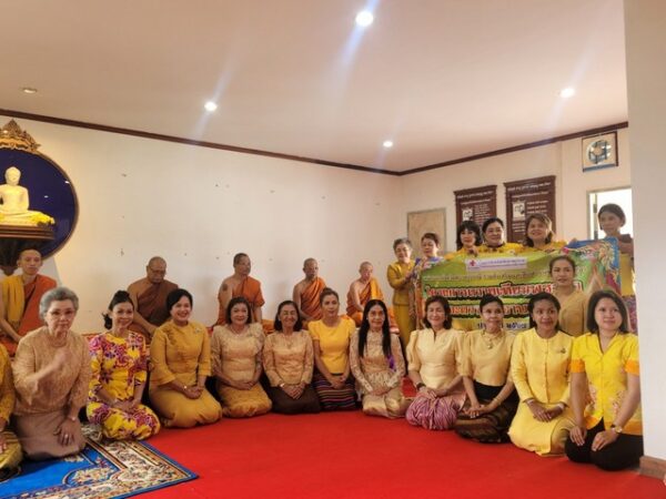 LINE_ALBUM_มอบเทียนพรรษา_ทุนการศึกษา_240712_11_0